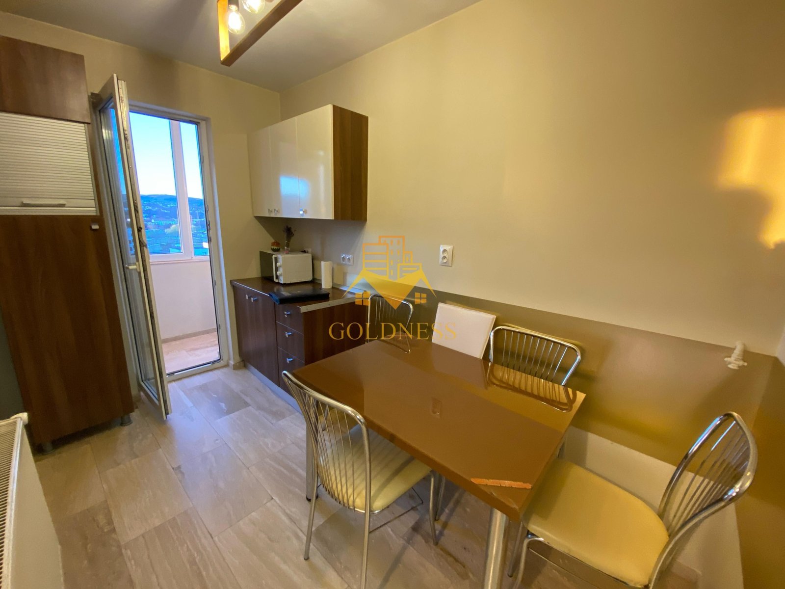 bc7af92d6f7a43f0a0b5c44e1206d8c5-2