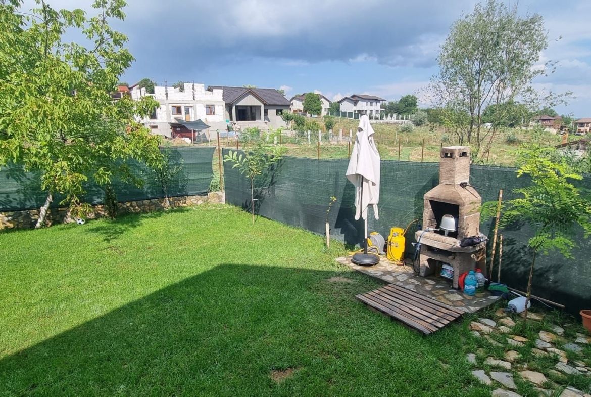 De inchiriat, vila noua – Bariera  Traian – Lacul Brates