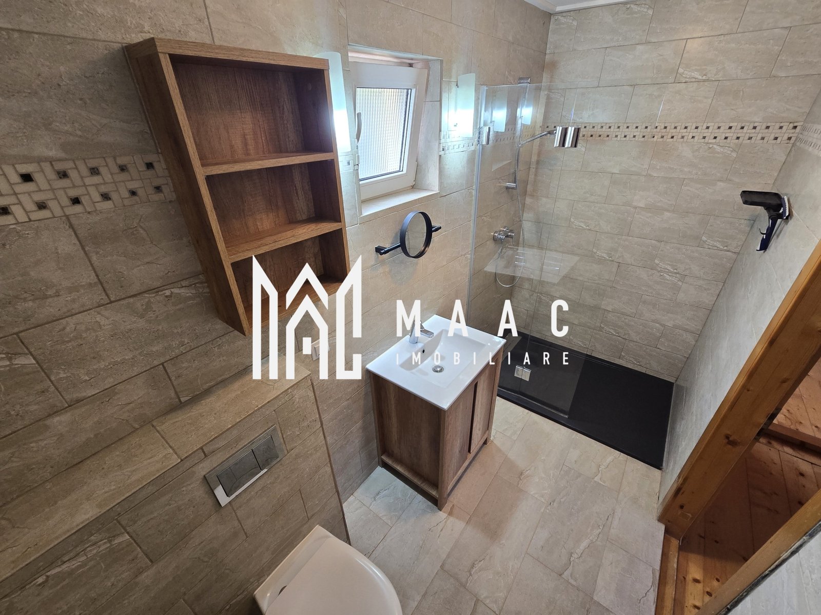 bddd39c32926458d8f5e7fe3ae6c6b56