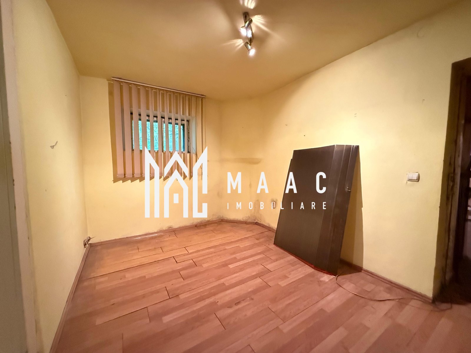 c0e40b924680427ba023b89205927335