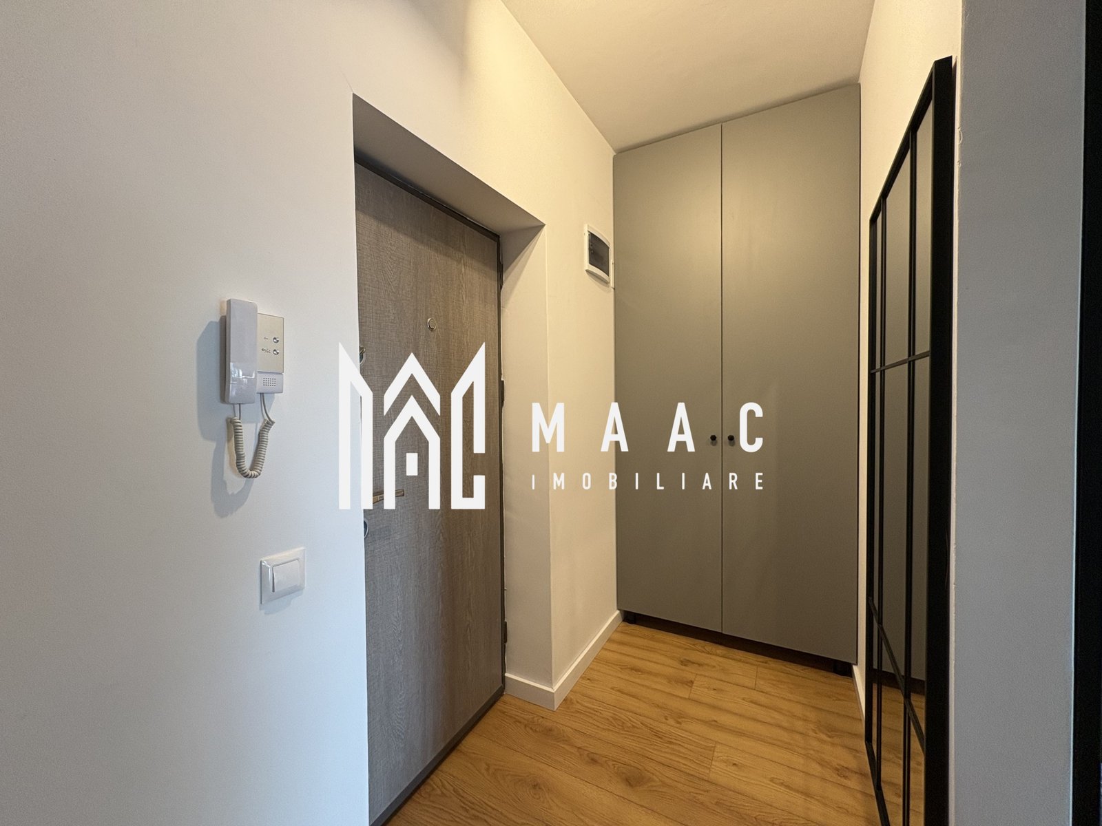 c12f4bbf94dd46c5be71b61b027446c8