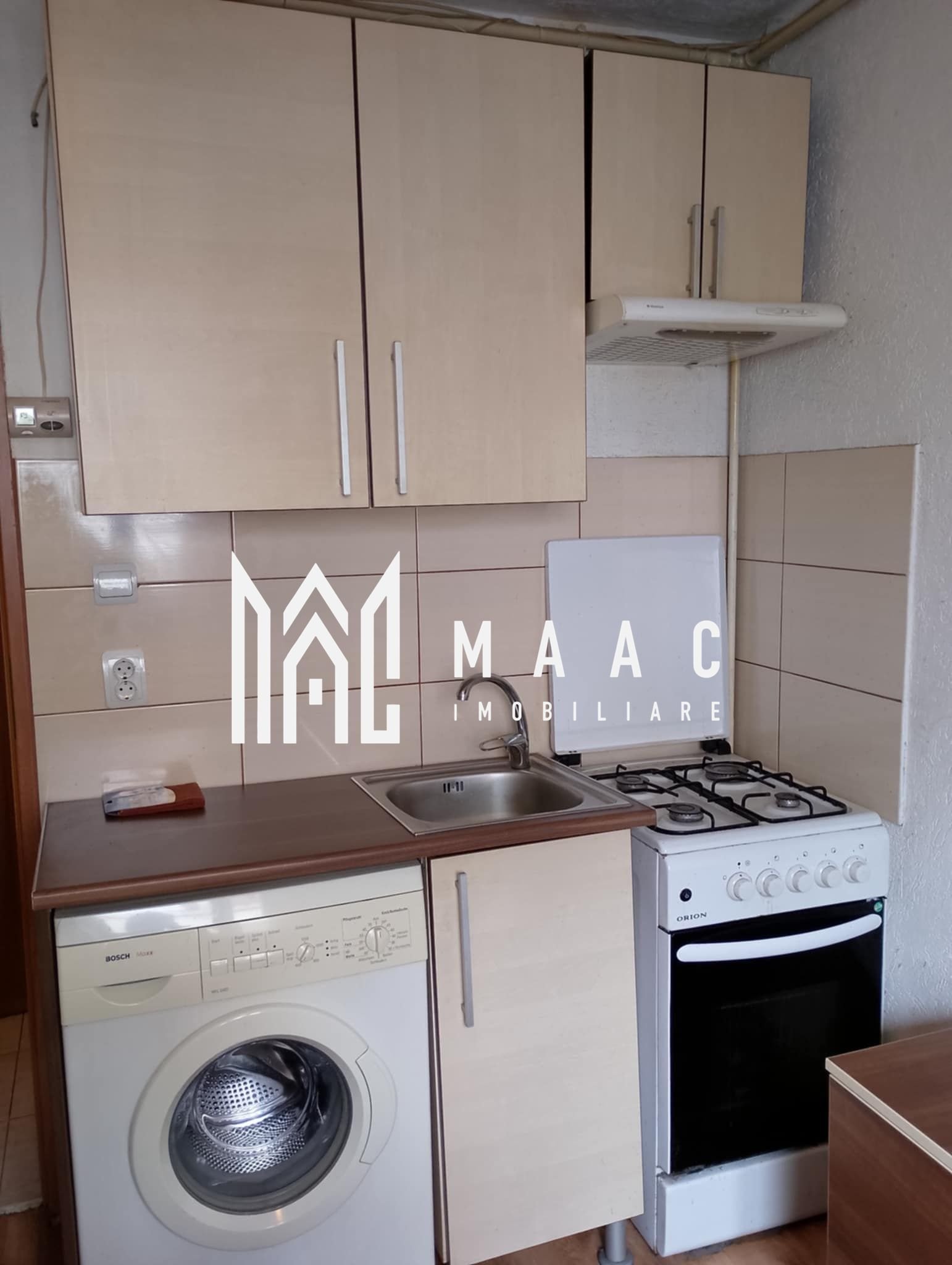 c36b93d6e88c4a3a94e2a7f78a63e104-2