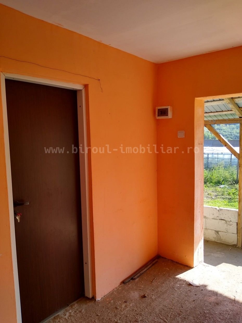 c500436d0db44b53a1198585301aa197