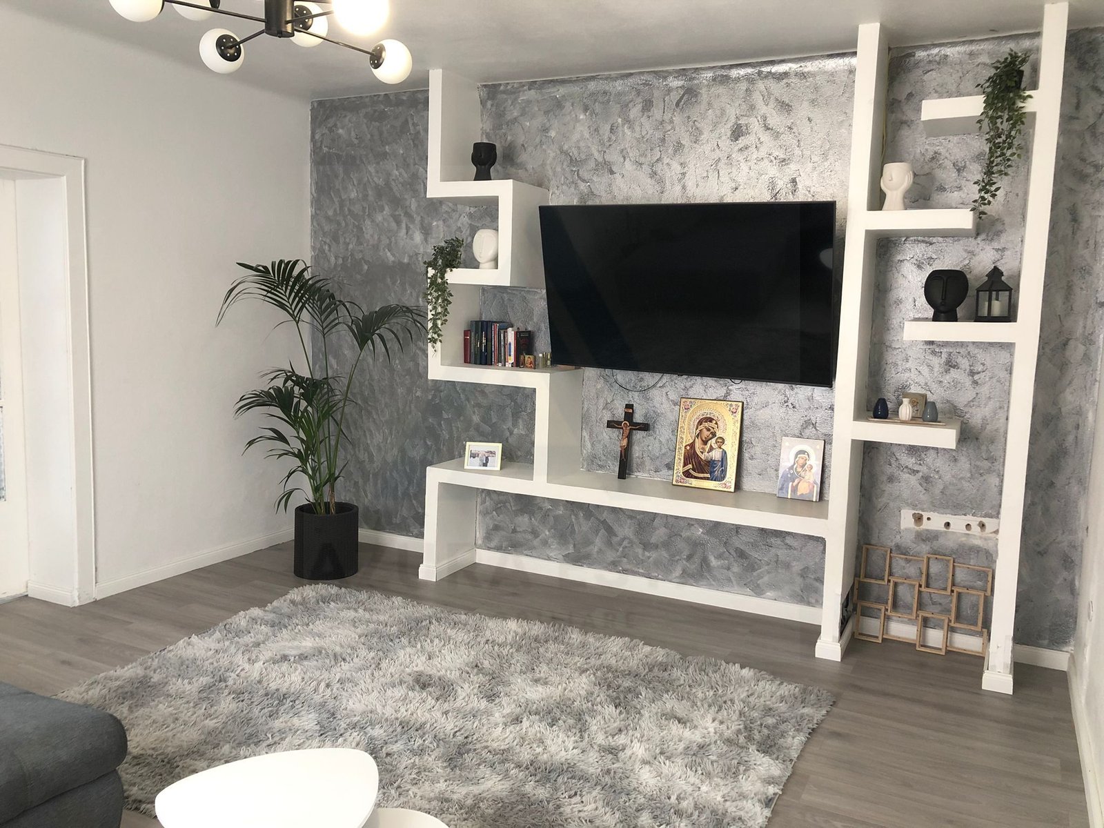 cf6d1301afdf4281b457e4d268763c61