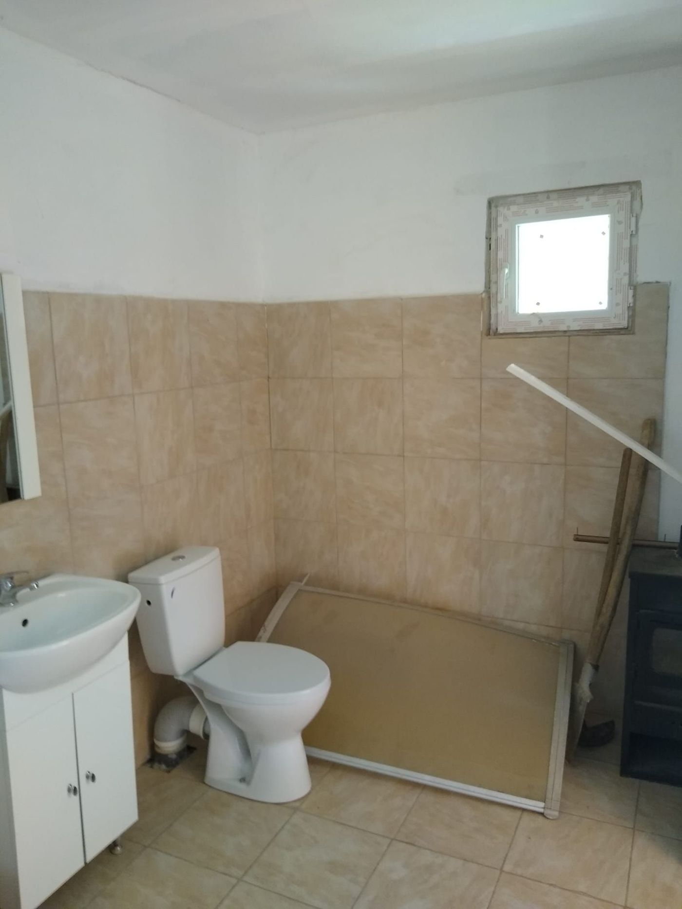 Vânzare Casă la Țară din BCA – Dobromir, Constanța