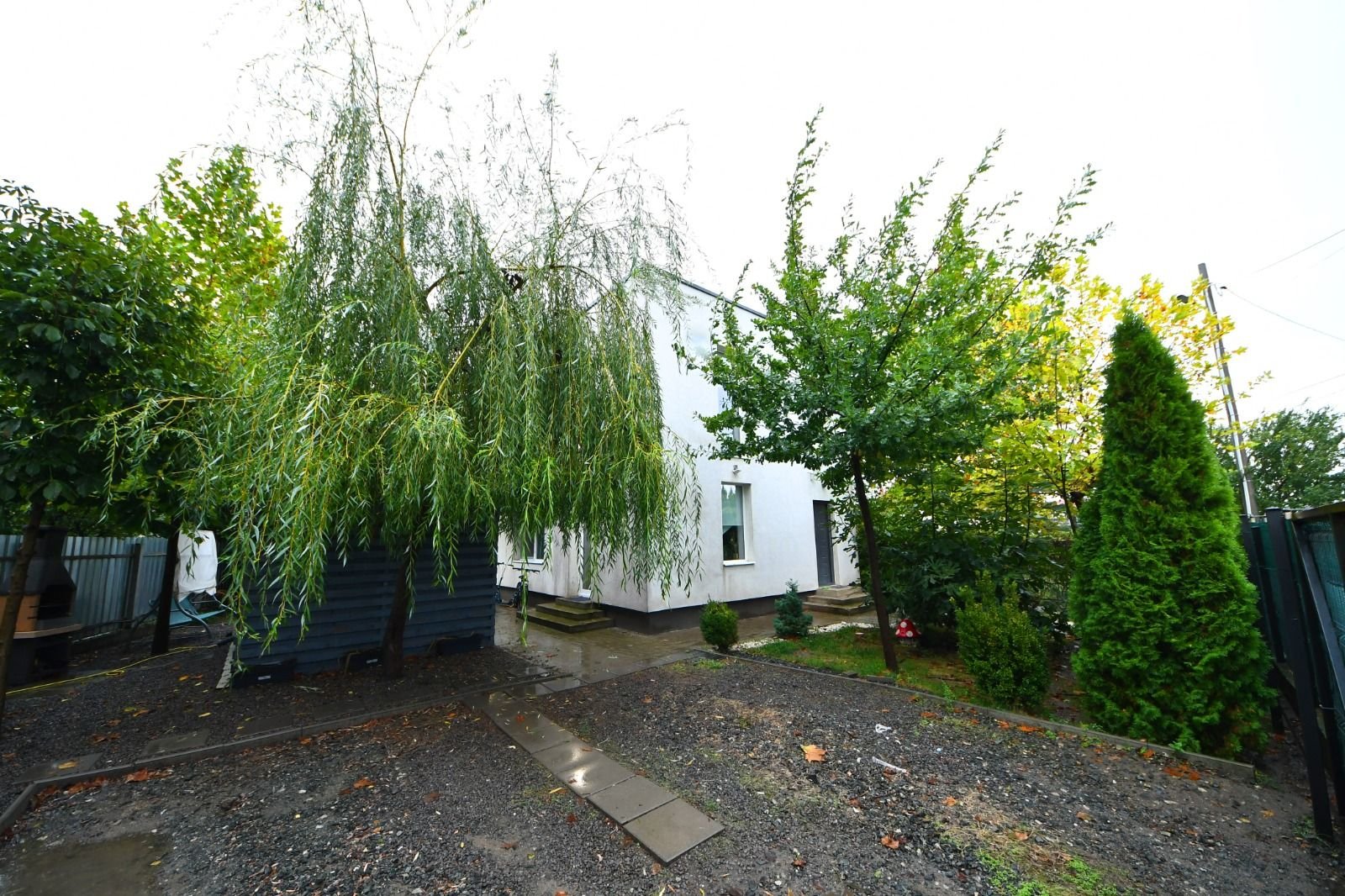 d3c6d1c3fe54480a9346a5baf3cd238a-1