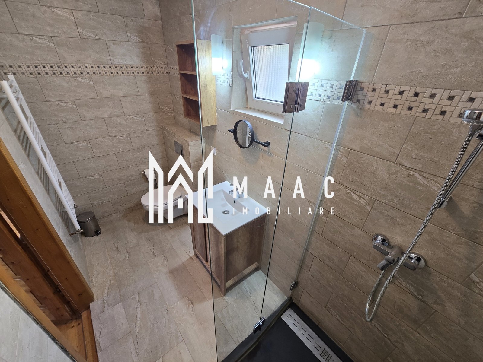 e3601aaf95c544158f0917c1a1b73f6f