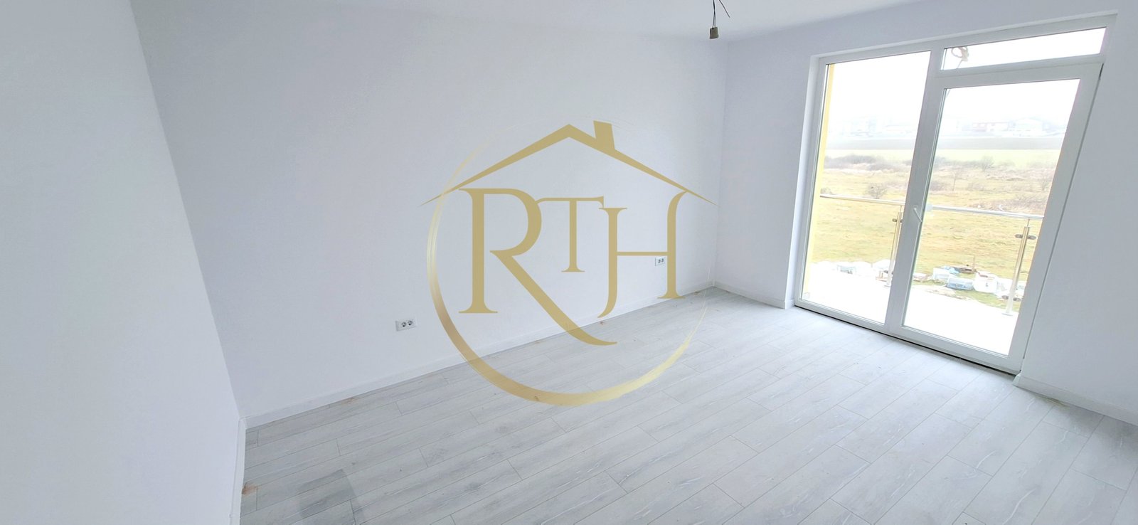 e653d9d66cd646b890a24483a012c0e3