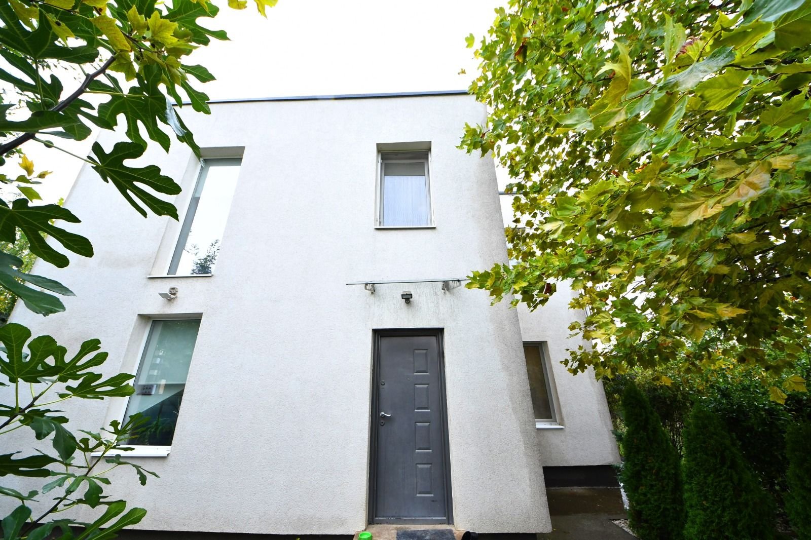 e99d581dafc047d6a8049def434f3674-1