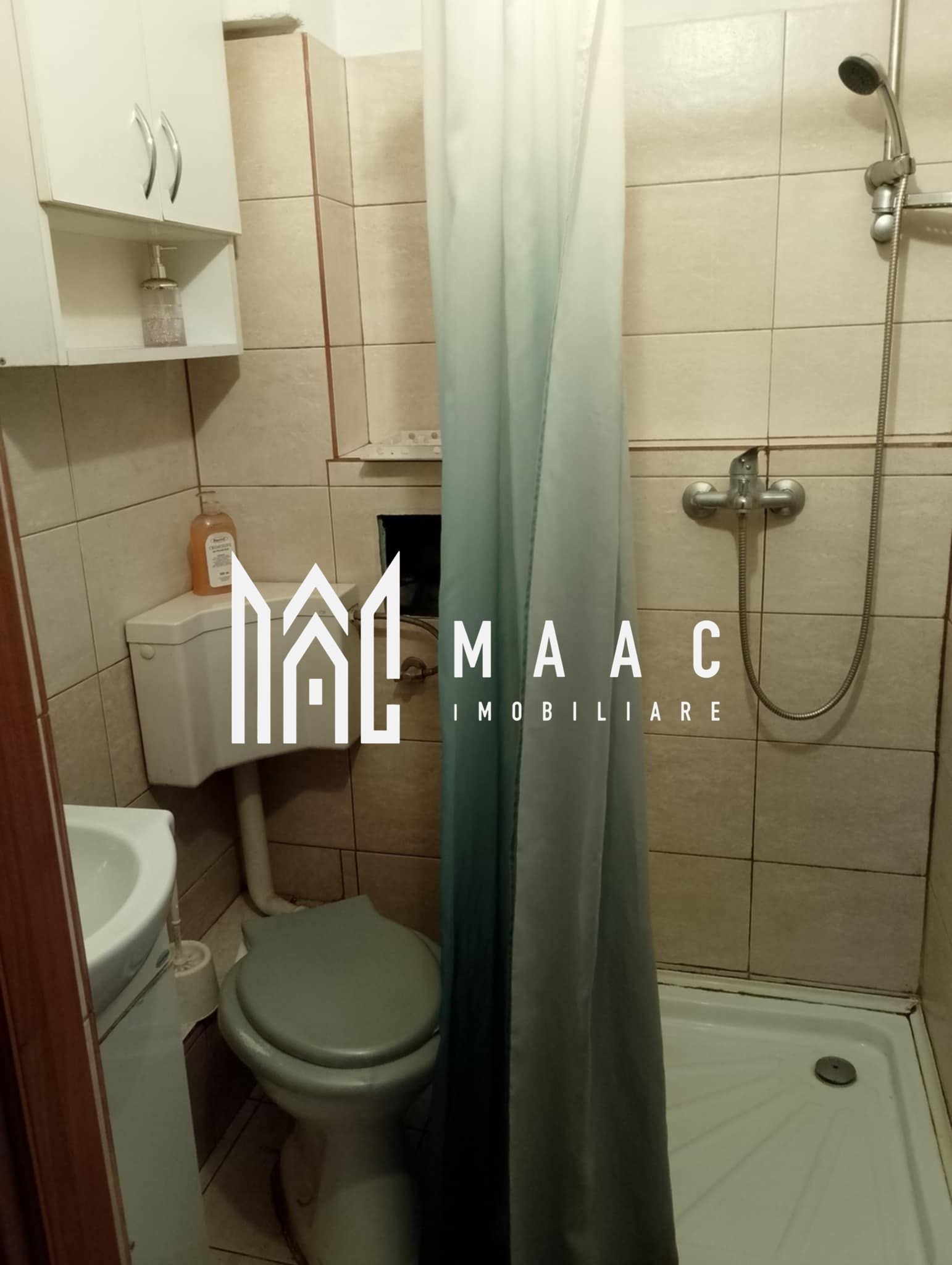 f014637dbc2a4f95bf3dbf37490631d0-2