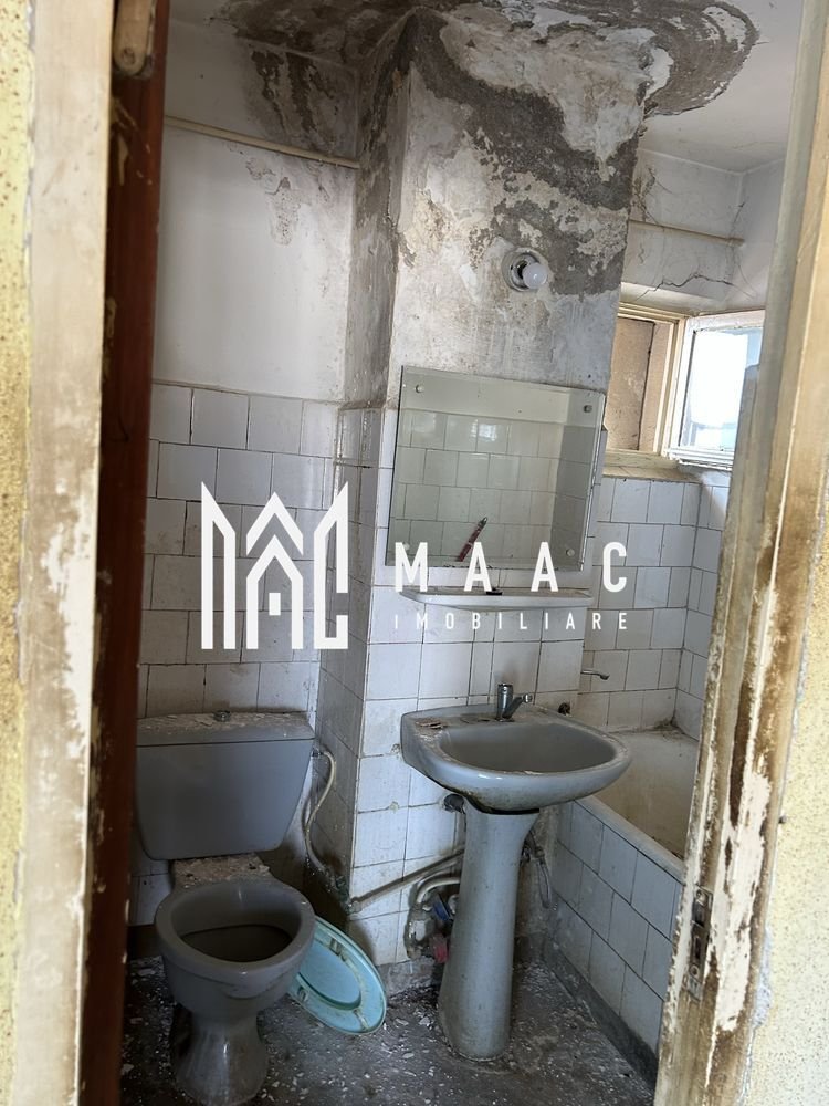 f3a2e2c42816405d96ab3640713284db-1