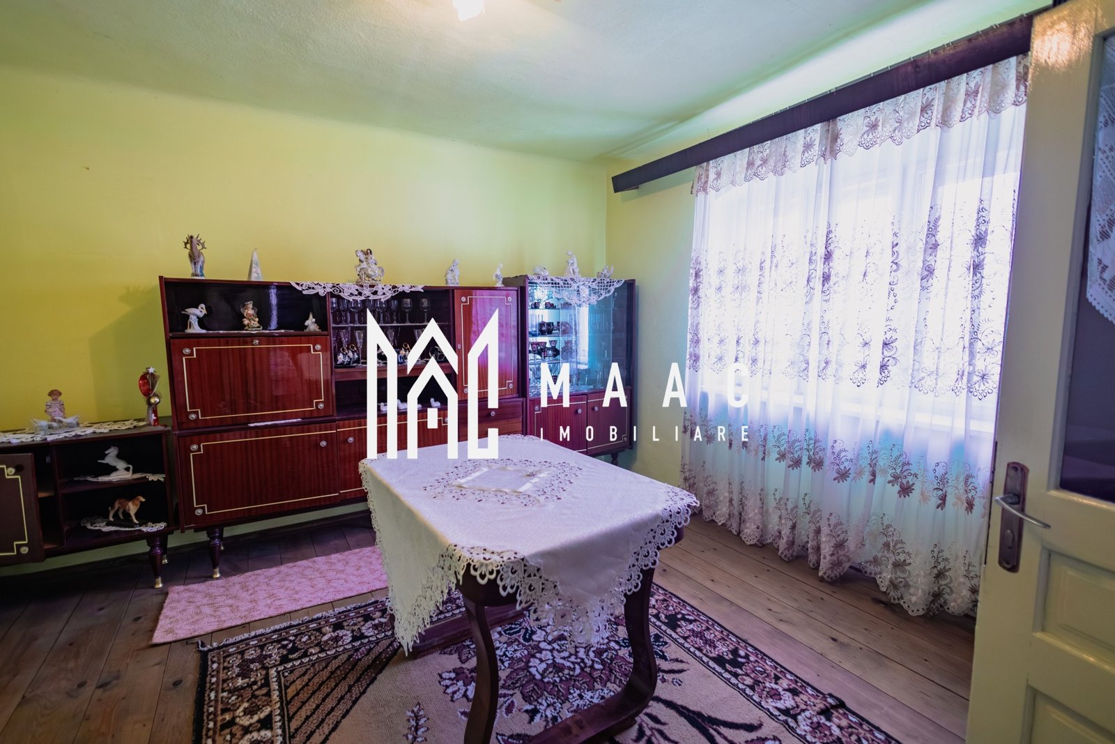 f89b23ad52d54309beaa98f0144714d6