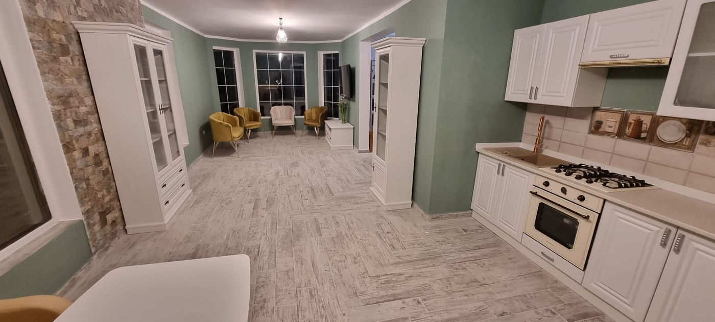 De inchiriat, vila noua – Bariera  Traian – Lacul Brates