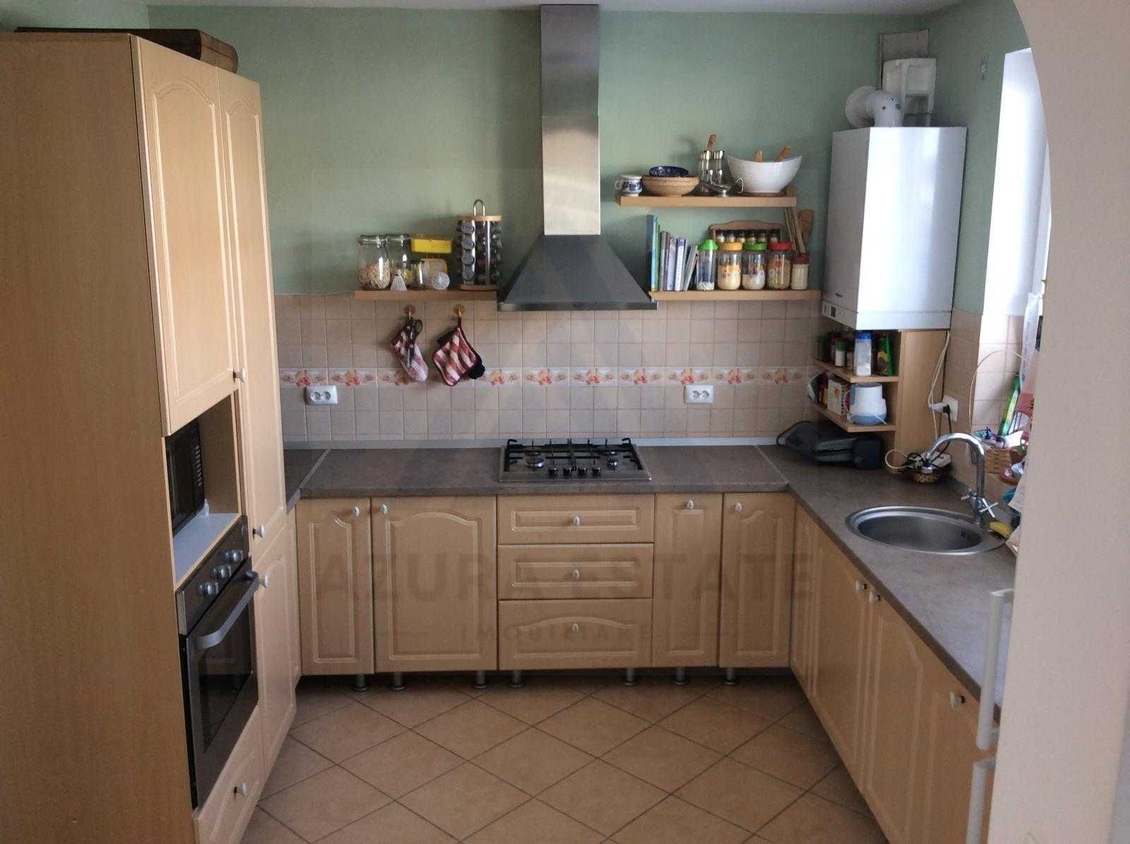 fdbe47ade8a04d02ae14e4250f79aff4