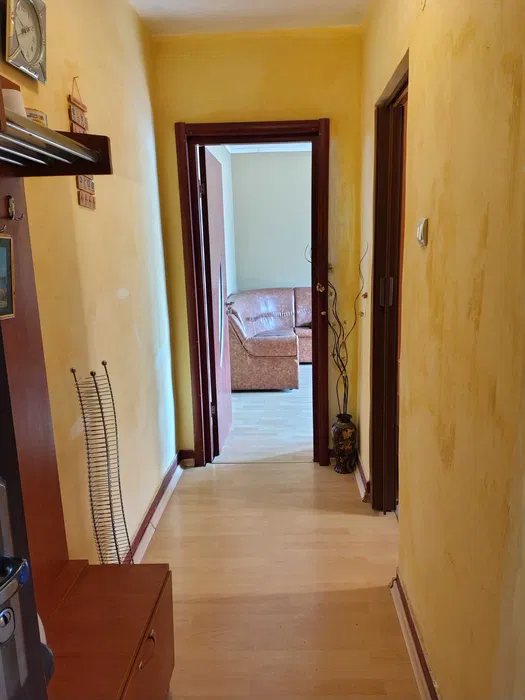 Direct Proprietar vanzare apartament 2 camere pret 14.000 euro