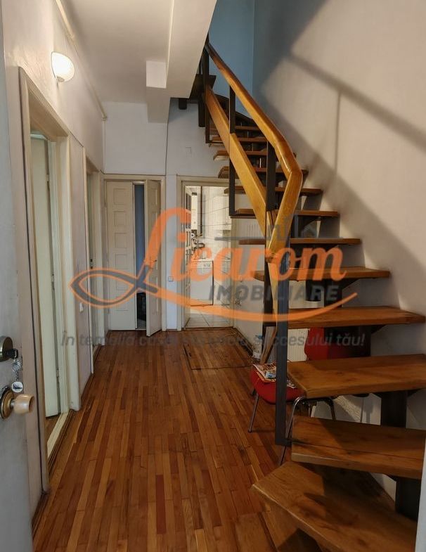 Casa PRETABILA DESTINATIE COMERCIALA,Brasovul Vechi,P+E, 3 cam - foto 3