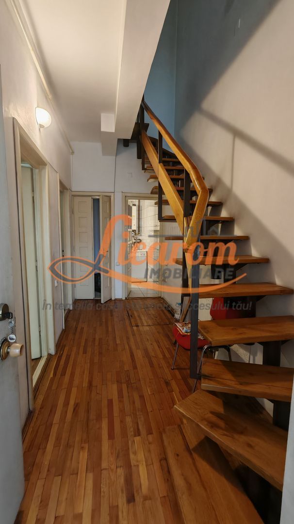 Casa PRETABILA DESTINATIE COMERCIALA,Brasovul Vechi,P+E, 3 cam