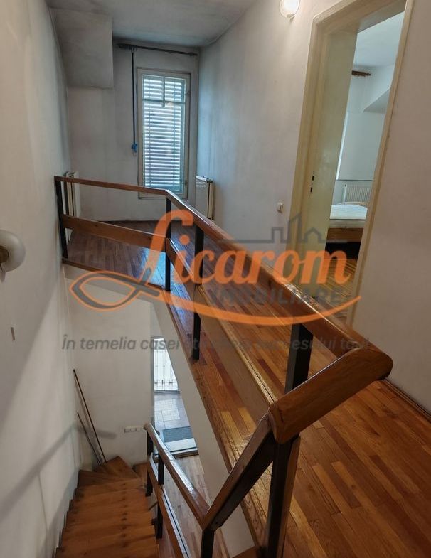 Casa PRETABILA DESTINATIE COMERCIALA,Brasovul Vechi,P+E, 3 cam