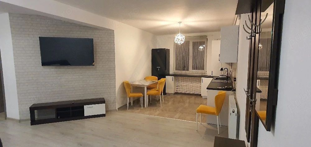 Apartament spatios 3 camere 72 mp balcon 5 mp zona Piata Rahovei