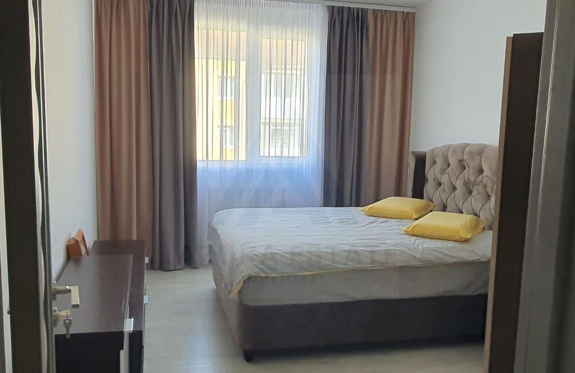 Apartament spatios 3 camere 72 mp balcon 5 mp zona Piata Rahovei