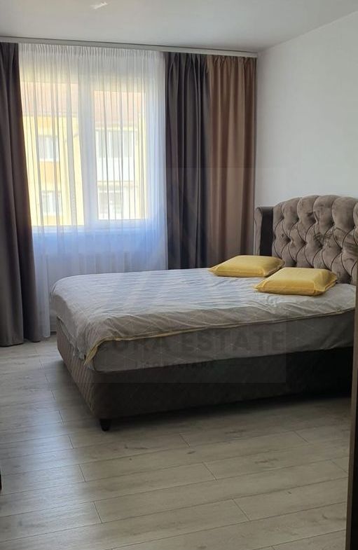 Apartament spatios 3 camere 72 mp balcon 5 mp zona Piata Rahovei