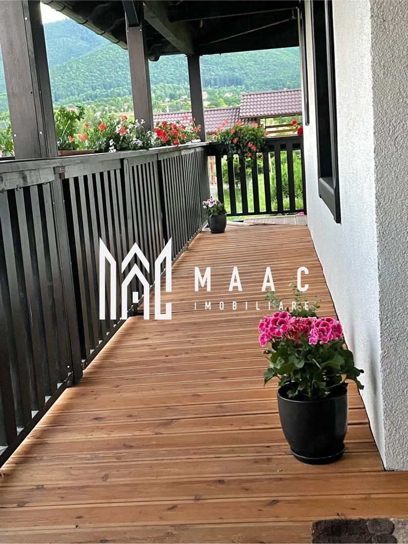 Vilă 7 Camere |  256 MPU |  2000 MP Teren Terasat | Tocile