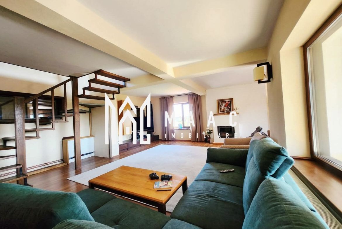 Vilă 7 Camere |  256 MPU |  2000 MP Teren Terasat | Tocile