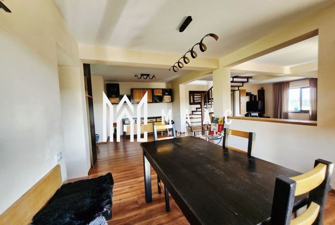 Vilă 7 Camere |  256 MPU |  2000 MP Teren Terasat | Tocile