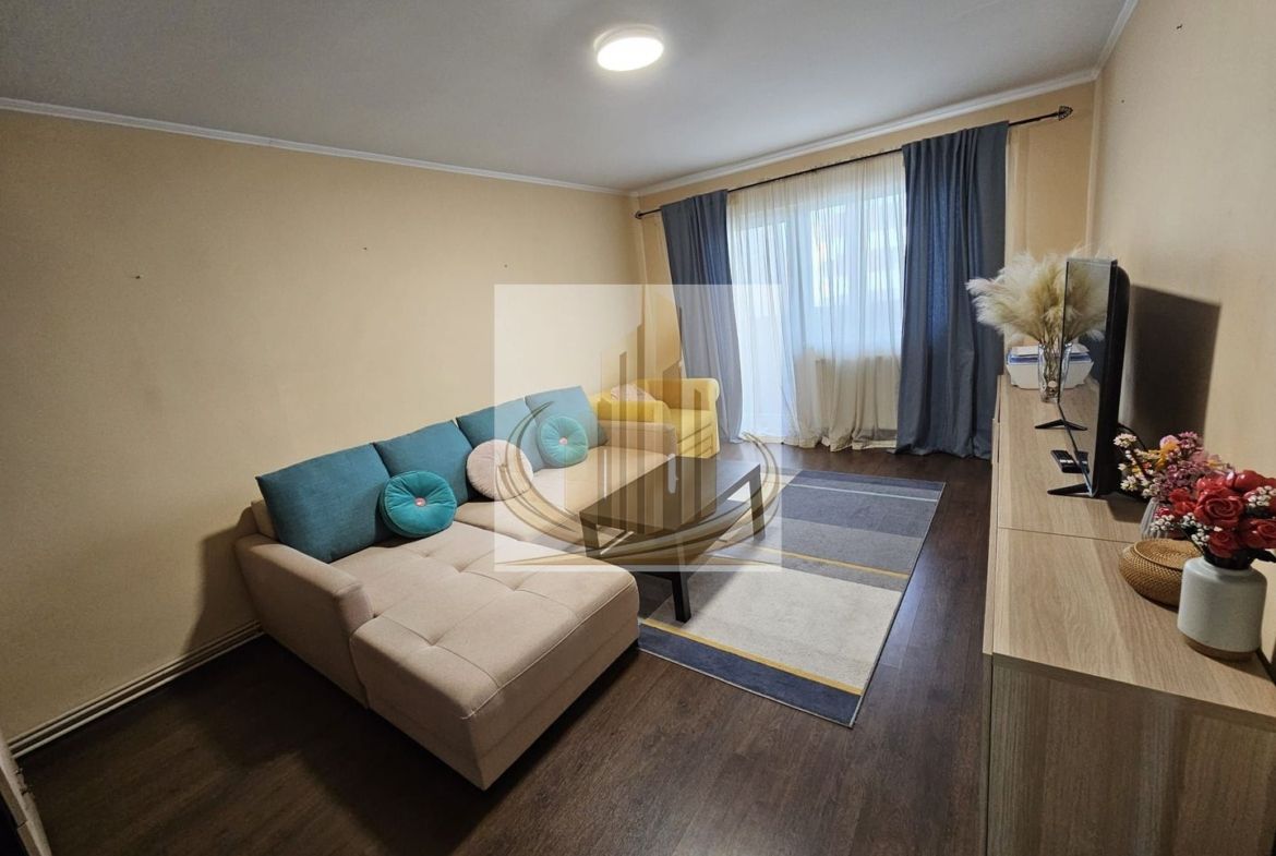 Apartament 3 camere 77mp Lipovei