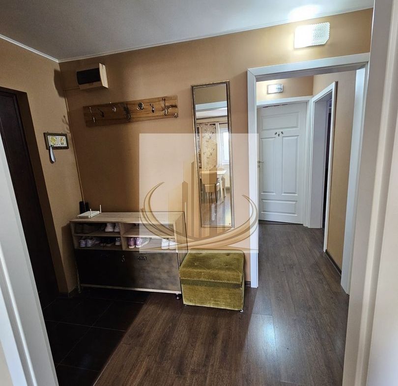 Apartament 3 camere 77mp Lipovei
