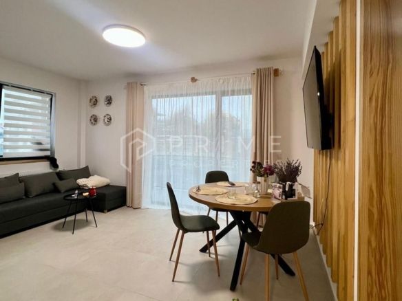 Apartament modern cu 3 camere, bloc nou cu lift și parcare privată