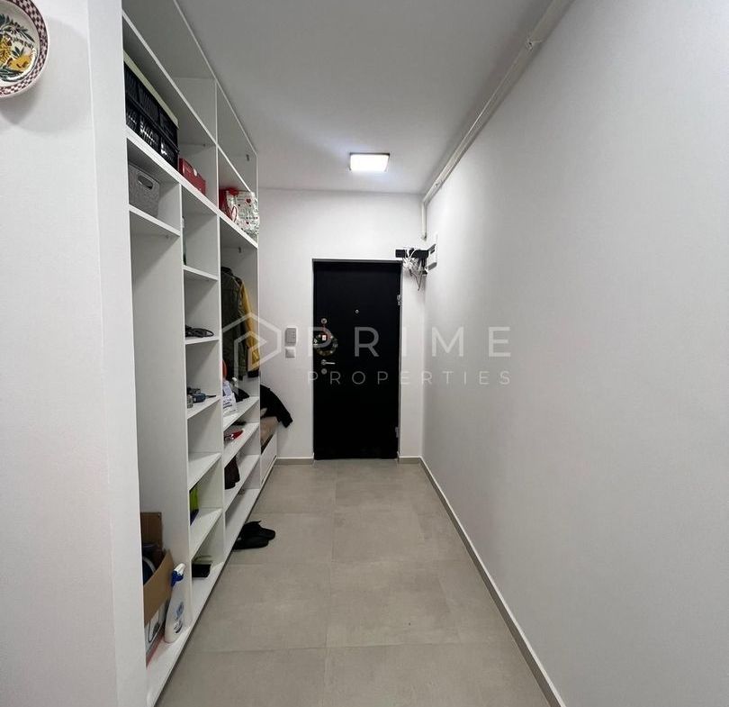 Apartament modern cu 3 camere, bloc nou cu lift și parcare privată
