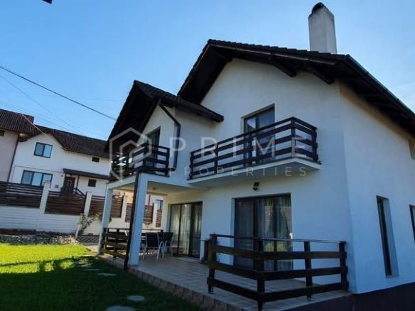 Casă individuală elegantă – Corunca, curte spațioasă