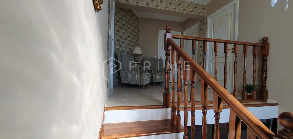 Casă individuală elegantă – Corunca, curte spațioasă