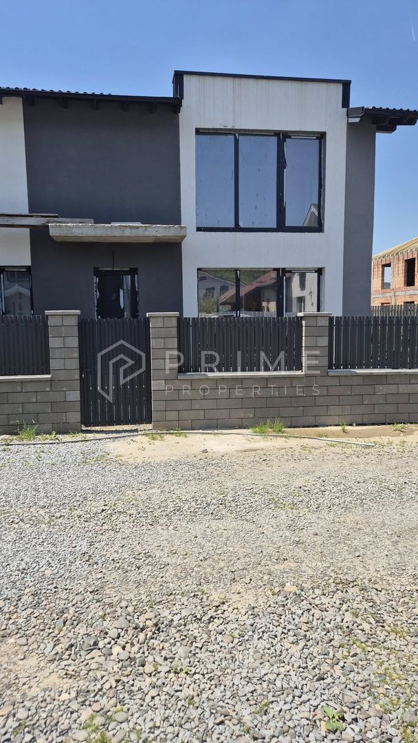 Construcție nouă, zonă liniștită – case 3 dormitoare, teren 250 mp