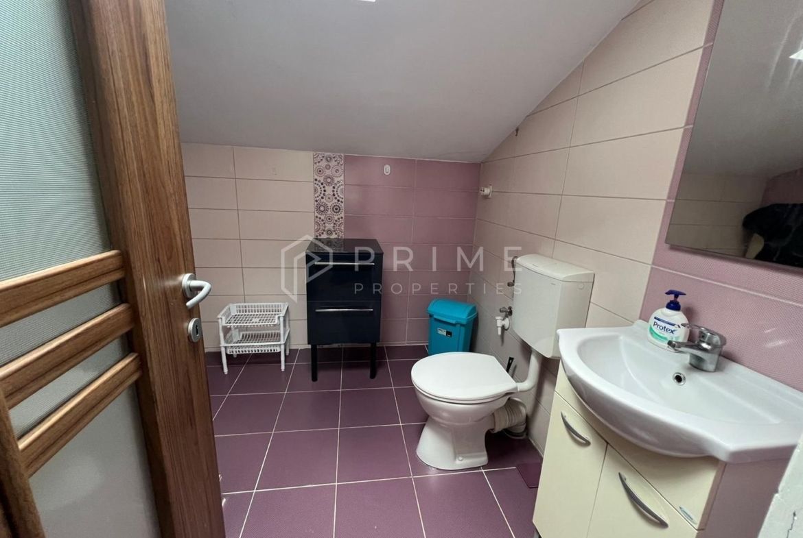 Apartament penthouse modern de vânzare, 4 camere, în Cornișa