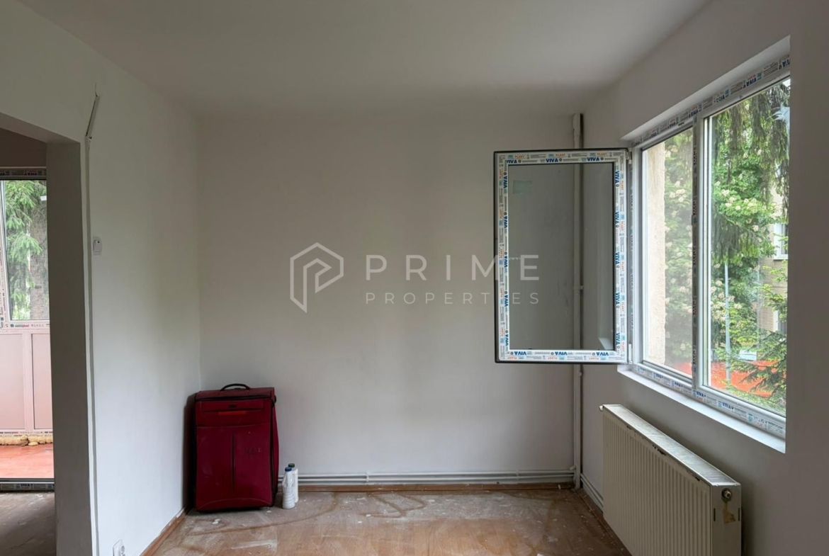 Apartament cu 3 camere, etaj 2 – Zona Dâmbul Pietros