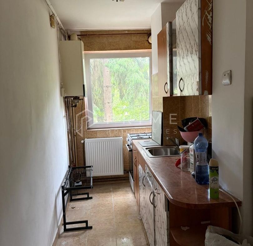 Apartament cu 3 camere, etaj 2 – Zona Dâmbul Pietros