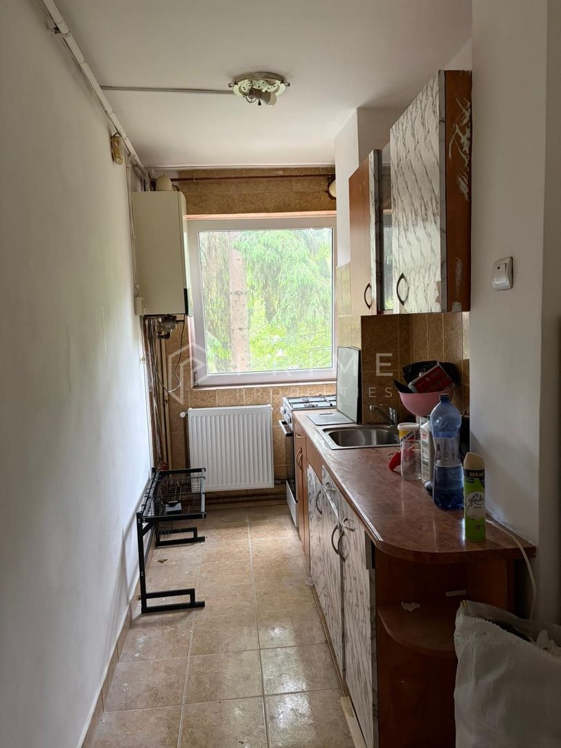 Apartament cu 3 camere, etaj 2 – Zona Dâmbul Pietros