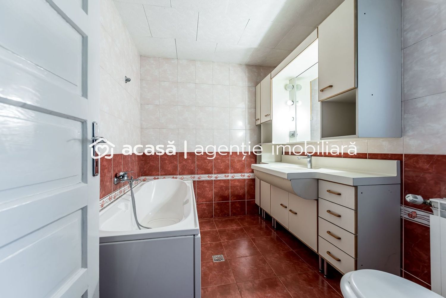 Casa 5 camere – Cartierul Functionarilor – Teren 421 mp – COMISION 0