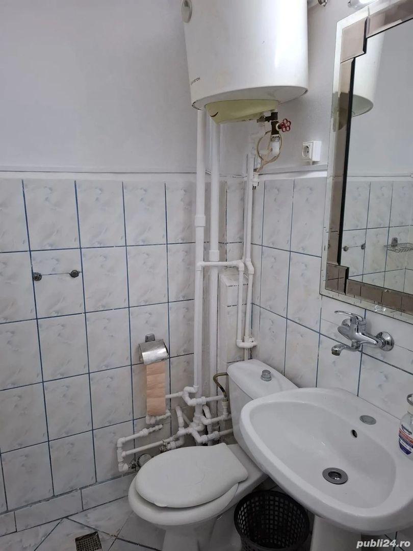 De inchiriat garsoniera pentru birou, bl. A, Tiglina 1, 250 euro
