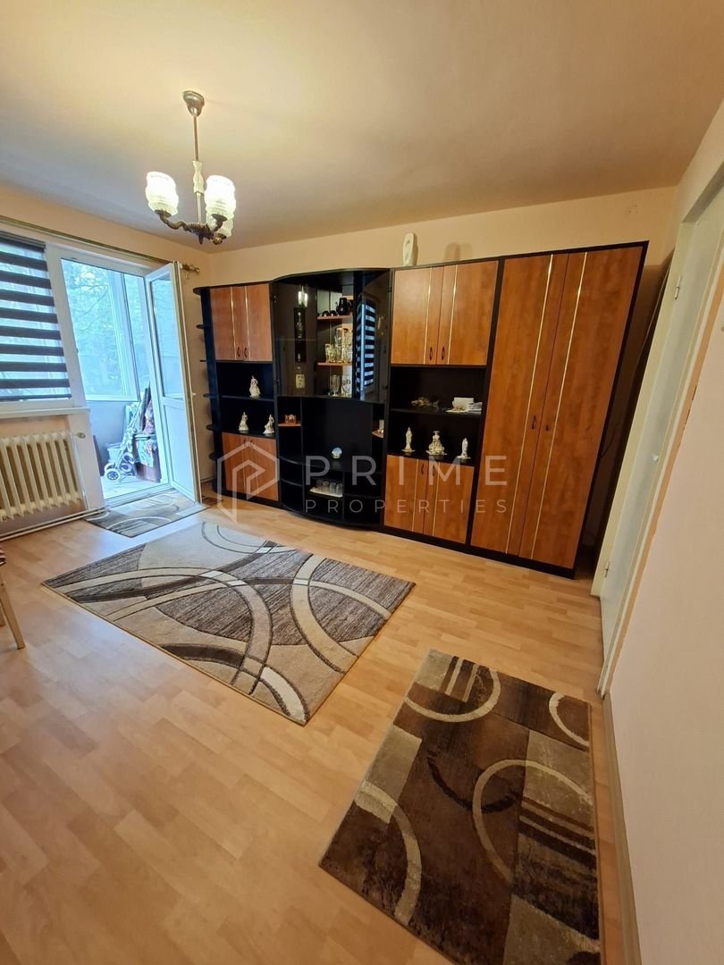 Apartament 3 camere parter | Dâmbu Pietros |