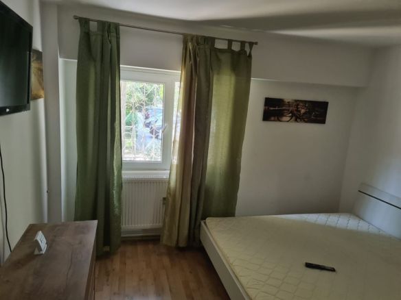 De vanzare apartament cu o camera, parter, I.C.Frimu 43.000 euro