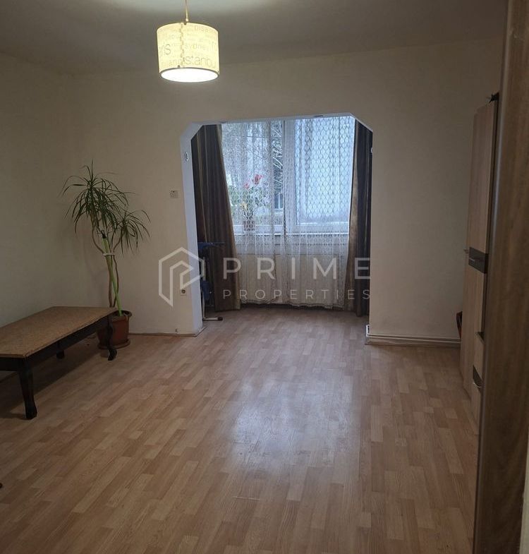 Apartament cu 3 camere | parter | zona Dambu Pietros