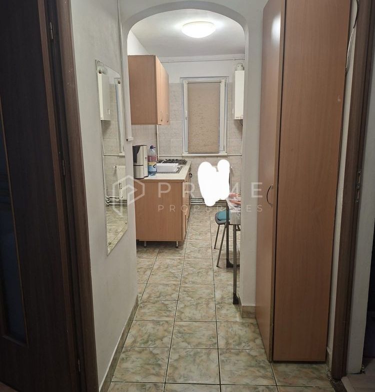 Apartament cu 3 camere | parter | zona Dambu Pietros