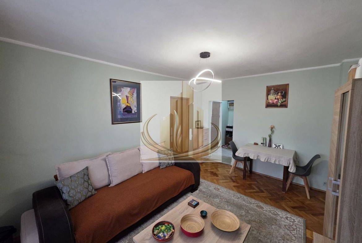 Apartament 3 camere de vânzare – Gheorghe Lazăr