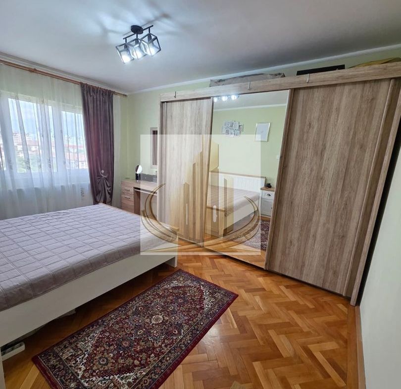 Apartament 3 camere de vânzare – Gheorghe Lazăr