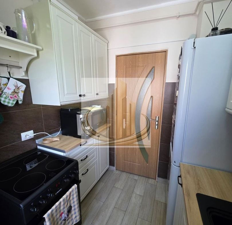 Apartament 3 camere de vânzare – Gheorghe Lazăr