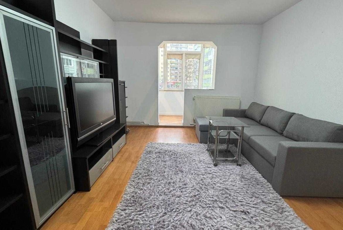 Apartament renovat 3 camere 2 dormitoare zona Mihai Viteazu
