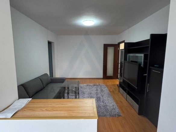 Apartament renovat 3 camere 2 dormitoare zona Mihai Viteazu